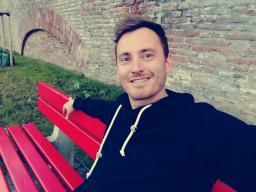 Holgi, Golden Bell Siargao